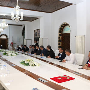 Kıbrıs Gazilerimize Şeref Madalyalarını Takdim Ettik. - fotoğraf 5