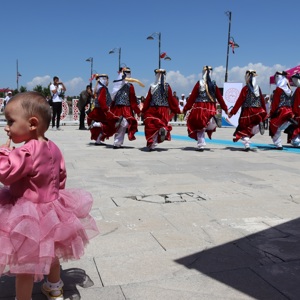 KORUYUCU AİLE FARKINDALIK GÜNÜ VE ÇOCUK ŞENLİĞİ KUTLANDI - fotoğraf 5