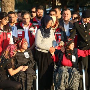 İl Müdürümüz Sn. Muzaffer AKÇAM,  Şehit Uzm. Çvş. Abdullah Bayram'ın Cenaze Törenine Katıldı - fotoğraf 4