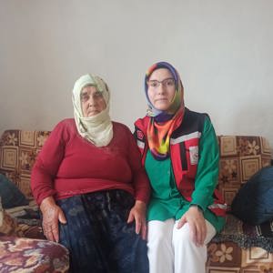 Bayram Arefesinde Şehitlerimizin Ailelerini Ziyaret Ettik - fotoğraf 17