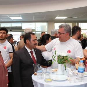 Şanlıurfa Valiliğimiz Tarafından Düzenlenen Bayramlaşma Programına Katıldık. - fotoğraf 2