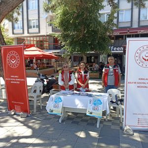 30 Haziran Koruyucu Aile Günü Münasebetiyle  Koruyucu Aile Tanıtım Standı Açıldı. - fotoğraf 1