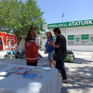 30 Haziran Koruyucu Aile Günü Münasebetiyle  Koruyucu Aile Tanıtım Standı Açıldı. - fotoğraf 4