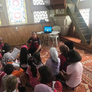 Ahmet Cevdet Paşa Camii Yaz Kuran Kursundan Faydalanan Çocuklarımıza "İnternet ve Sosyal Medya Kullanımı" Eğitimi Verildi. - fotoğraf 3