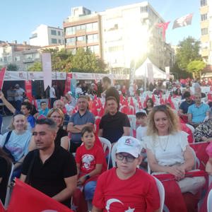 15 Temmuz Demokrasi ve Milli Birlik Yürüyüşüne Çocuklarımız, Yaşlılarımız ve Personelimizle Katılım Sağladık. - fotoğraf 1