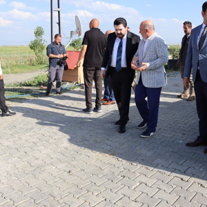 ŞEHİT AİLESİNE BAYRAM ZİYARETİ - fotoğraf 3