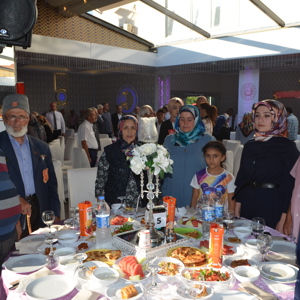 15 Temmuz Demokrasi Şehitlerimiz ve Gazilerimiz Anısına Yemek Düzenlendi - fotoğraf 22