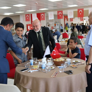 15 TEMMUZ ŞEHİT YAKINLARI VE GAZİLER YEMEĞİ - fotoğraf 4