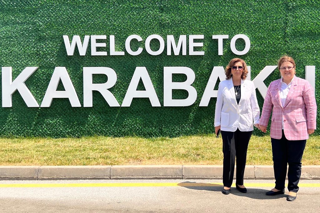 Bakanımız Derya Yanık ve Azerbaycanlı Komite Başkanı Muradova Şuşa'da "Birlik" Mesajı Verdi