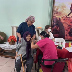 Kırklareli Huzurevi Müdürlüğümüzden Hizmet Alan Kıymetli Büyüklerimize Covid-19 Hatırlatma Aşıları Yapıldı. - fotoğraf 1