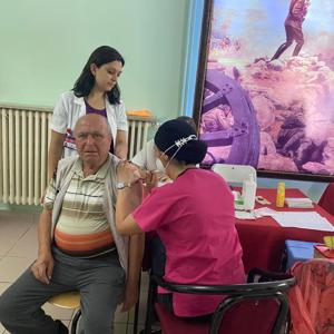 Kırklareli Huzurevi Müdürlüğümüzden Hizmet Alan Kıymetli Büyüklerimize Covid-19 Hatırlatma Aşıları Yapıldı. - fotoğraf 3