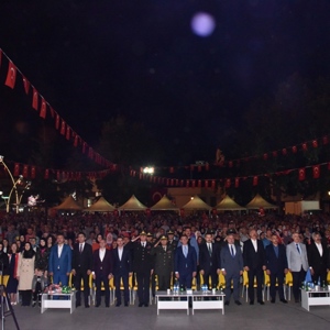 15 Temmuz Demokrasi ve Milli Birlik Gününde Tokat “Tek Yürek” Oldu - fotoğraf 1