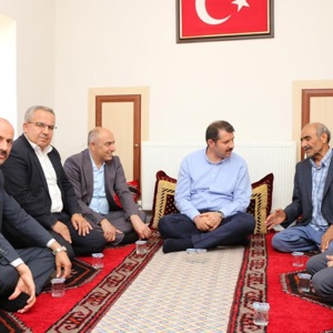 Aziz Şehidimiz ve Kahraman Gazimizin Kıymetli Ailelerini Ziyaret Ettik. - fotoğraf 2