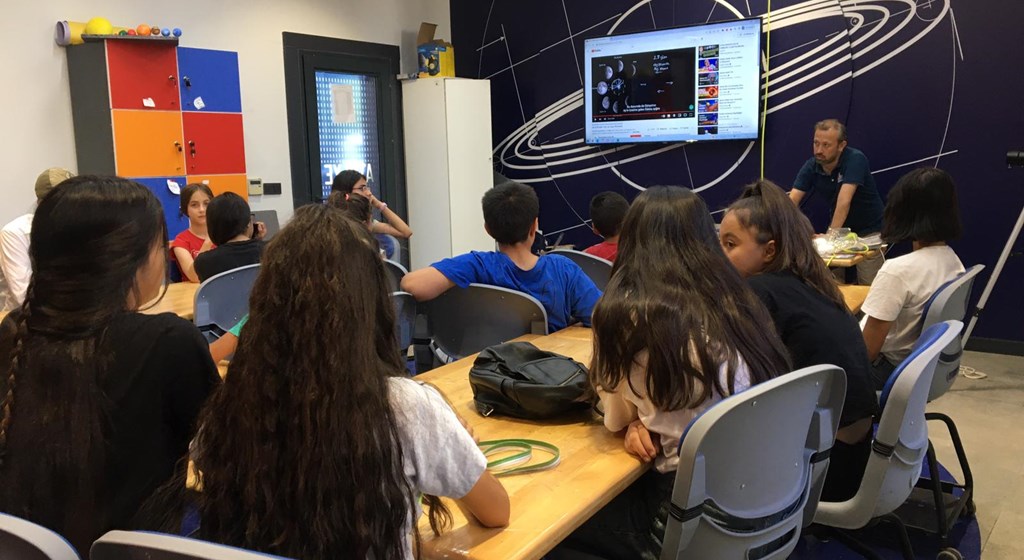 Devlet Korumasındaki Çocuklar Bilim İnsanı Olma Yolunda