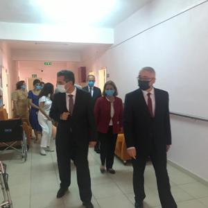 Kırklareli Valimiz Sayın Birol EKİCİ Lüleburgaz Ramazan Yaman Huzurevi Yaşlı Bakım ve Rehabilitasyon Merkezi Müdürlüğümüzü Ziyaret Etti.  - fotoğraf 1
