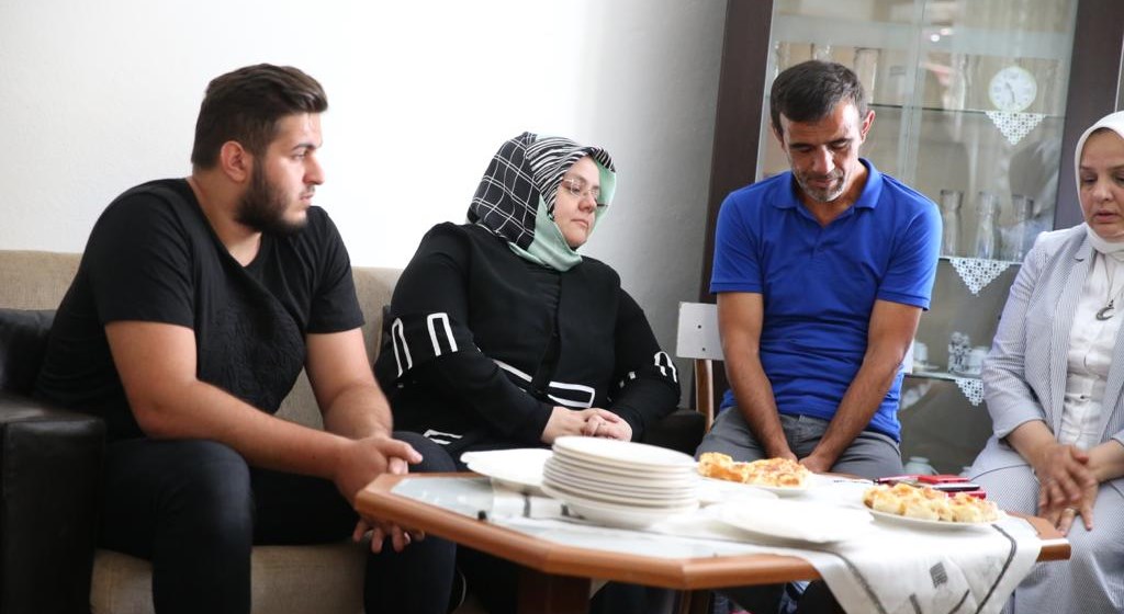 Bakan Selçuk, Düzce’deki Selde Hayatını Kaybedenlerin Yakınlarına Taziye Ziyaretinde Bulundu