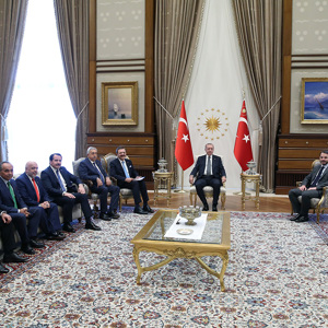 Cumhurbaşkanı Erdoğan, Külliye'de İşveren ve Sendika Temsilcilerini Kabul Etti - fotoğraf 1