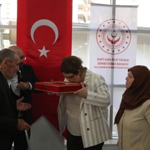 Bakanımız Derya Yanık Adana'da Şehit Kara Pilot Yüzbaşı Serhat Sığnak Huzurevi’nin Açılışını Yaptı - fotoğraf 2