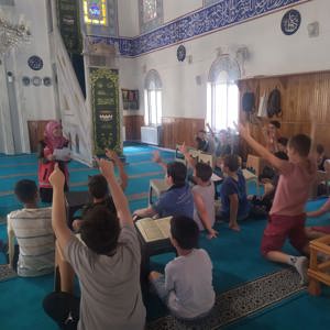 Yaz Kuran Kurslarından Faydalanan Çocuklarımıza ''Teknoloji Bağımlılığı, Siber Zorbalık ve Dijital Oyunlar '' Eğitimi Verildi. - fotoğraf 1