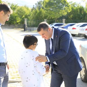 İl Müdür Vekilimiz Serdar Demirci minik yüreklerle kahvaltıda bir araya geldi - fotoğraf 1