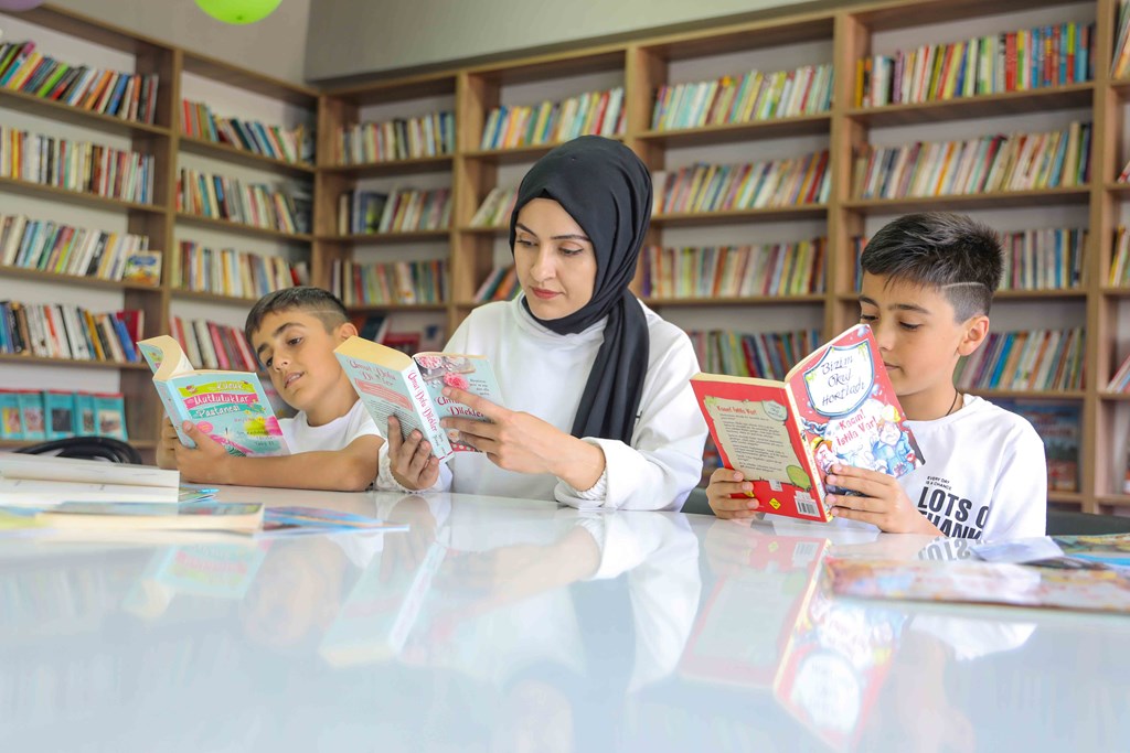 Bakanlıktan “Çocuk ve Genç Dostu Kitap” Listesi