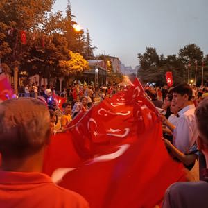 Büyük Ailemizle Zafer Bayramı Resepsiyonuna ve Zafer Yürüyüşüne Katıldık. - fotoğraf 2