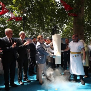 Bakanımız Derya Yanık, Andırın’da "Ailemizin Çınarları Festivali"ne Katıldı - fotoğraf 3