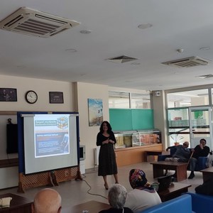 Bakanlıktan Yaşlılara Güvenli İnternet Kullanımı Eğitimi - fotoğraf 2