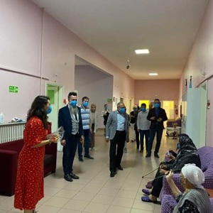 Ahilik Haftası Kapsamında  Kırklareli Huzurevi Müdürlüğünde Kalmakta Olan Kıymetli Büyüklerimizin Saç Bakımları Yapılmıştır. - fotoğraf 2