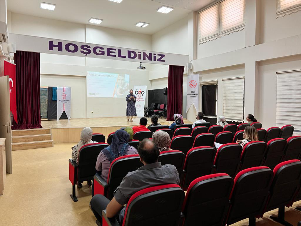 Aile Eğitim Programı ve Türkiye Bağımlılıkla Mücadele Farkındalık Eğitimlerimiz Devam Etmektedir. 