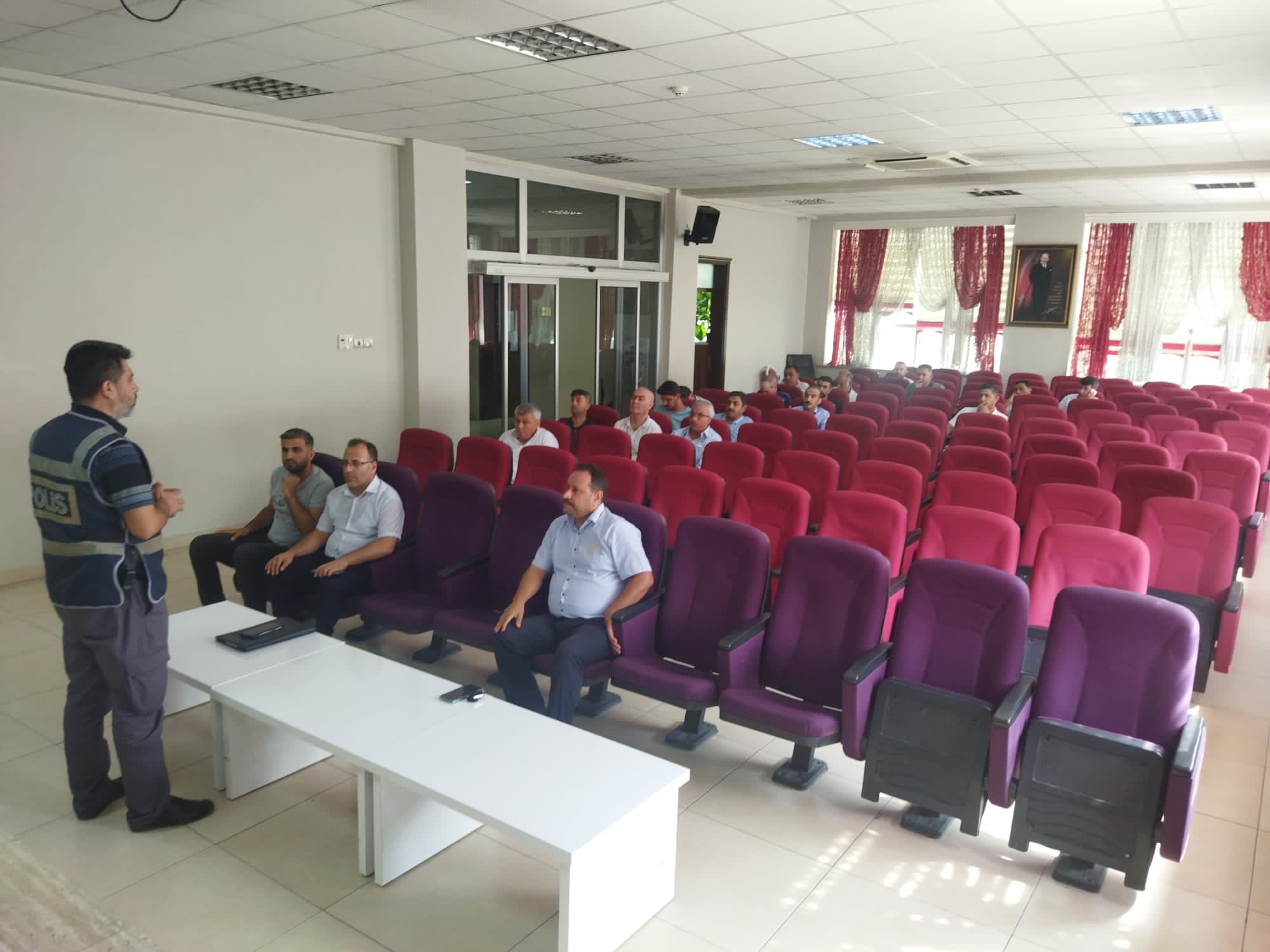 Kadına Yönelik Şiddetle Mücadele IV. Ulusal Eylem Planı Doğrultusunda Reyhanlı Belediyesi Başkanlığı İşbirliğinde ‘’Kadına Yönelik Şiddetle Mücadele’’ konulu eğitim verildi.