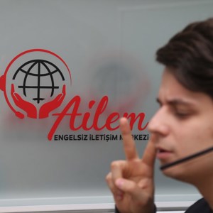 Bakanımız Derya Yanık: “İşitme engelli vatandaşlarımız için AİLEM Engelsiz İletişim Merkezimiz hizmet vermeye başladı” - fotoğraf 3