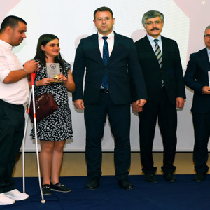 İl Müdürümüz Mustafa Feridun GÜLGEÇ Biltevt2022: Uluslararası Engelsiz Bilişim 2022 Kongresi Açılışı ve Engelsiz Bilişim Ödül Töreni’ne Katıldı - fotoğraf 2