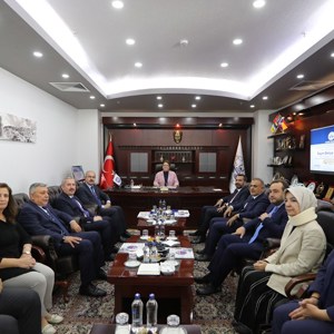 Bakanımız Derya Yanık İlimizde çeşitli temaslarda bulundu. - fotoğraf 3
