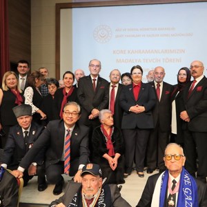 Bakanımız Derya Yanık Kore Gazisine Madalya Tevcihi Törenine Katıldı - fotoğraf 3