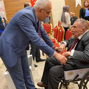 Seyranbağları Huzurevi’nde Kahraman Kore Gazilerimize Madalya Tevcih Töreni gerçekleştirildi - fotoğraf 5
