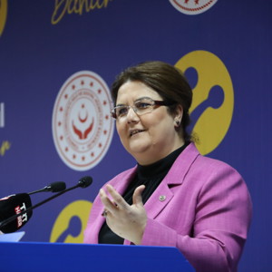 Bakanımız Derya Yanık Osmaniye'de "Dijital Bahar Odası"nın açılışını yaptı - fotoğraf 2