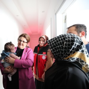 Bakanımız Derya Yanık Osmaniye'de "Dijital Bahar Odası"nın açılışını yaptı - fotoğraf 13