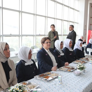Bakanımız Derya Yanık Karaman’da 2023'e Doğru Şehir Buluşmaları'na Katıldı - fotoğraf 9