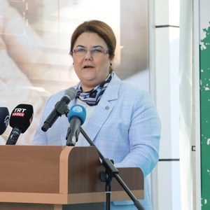 Aile ve Sosyal Hizmetler Bakanımız Derya Yanık Mersin'de Gündüzlü Bakım ve Aktif Yaşam Merkezi’nin Açılışını Yaptı - fotoğraf 1