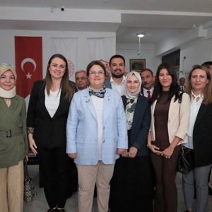 Aile ve Sosyal Hizmetler Bakanımız Derya Yanık Mersin'de Gündüzlü Bakım ve Aktif Yaşam Merkezi’nin Açılışını Yaptı - fotoğraf 3