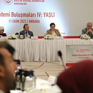 Bakanımız Derya Yanık Yaşlı Temasıyla Dördüncüsü Gerçekleştirilen Akademi Buluşmaları Toplantısına Başkanlık Etti - fotoğraf 3