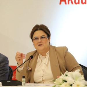 Bakanımız Derya Yanık Yaşlı Temasıyla Dördüncüsü Gerçekleştirilen Akademi Buluşmaları Toplantısına Başkanlık Etti - fotoğraf 4