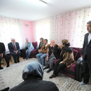 Bakanımız Derya Yanık Amasra’da Patlamanın Meydana Geldiği Maden Sahasında İncelemelerde Bulundu - fotoğraf 8
