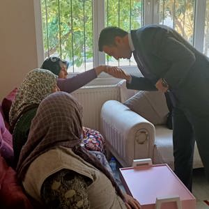  İl Müdürümüz Ömer Turan Gündüzlü Yaşlı Bakım Merkezlerini  Aymelek Dernek başkanı Yurdagül Altınbaş ile birlikte ziyaret ettiler - fotoğraf 1