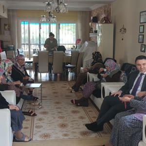  İl Müdürümüz Ömer Turan Gündüzlü Yaşlı Bakım Merkezlerini  Aymelek Dernek başkanı Yurdagül Altınbaş ile birlikte ziyaret ettiler - fotoğraf 9