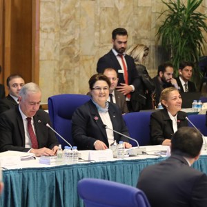 Bakanımız Derya Yanık, TBMM Plan ve Bütçe Komisyonunda Bakanlığın 2023 Yılı Bütçesinin Sunumunu Yaptı - fotoğraf 1