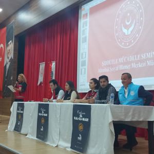 Kadına Yönelik Şiddetle Mücadele IV. Ulusal Eylem Planı Doğrultusunda Altınözü Milli Eğitim Müdürlüğünde görev yapan erkek öğretmenlere ‘’Kadına Yönelik Şiddetle Mücadele’’ konulu eğitim verildi. - fotoğraf 3