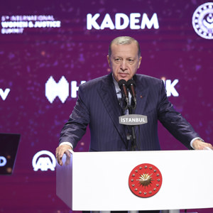Cumhurbaşkanı Erdoğan ve Bakanımız Derya Yanık, 5. Uluslararası Kadın ve Adalet Zirvesi'ne Katıldı - fotoğraf 1