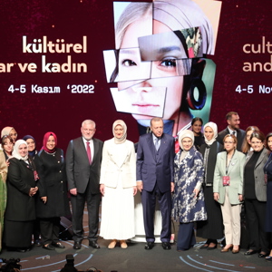 Cumhurbaşkanı Erdoğan ve Bakanımız Derya Yanık, 5. Uluslararası Kadın ve Adalet Zirvesi'ne Katıldı - fotoğraf 4